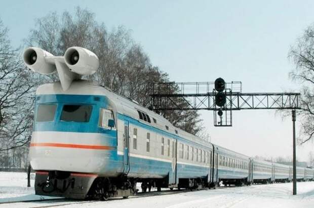 Куда делись реактивные поезда с двигателем от самолета, которые тестировали в СССР и с какой скоростью они ехали?