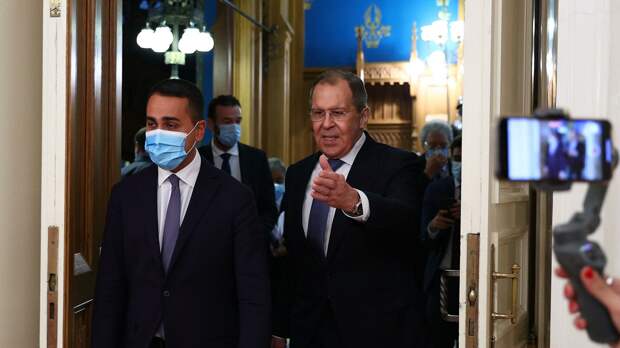 Глава МИД Италии просит Россию спасти Европу от Афганистана
