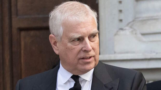 Полиция задержала брата Карла III на фоне публикации файлов Эпштейна