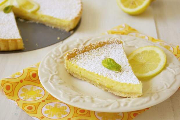 Рецепт простого лимонного пирога без сливочного масла