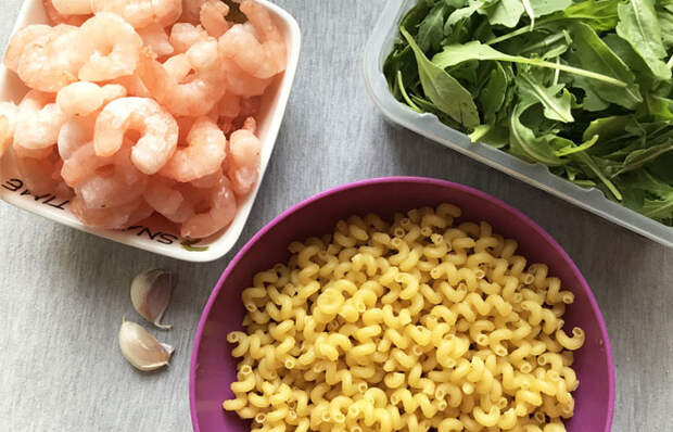 Макароны с креветками. Макароны с креветками.