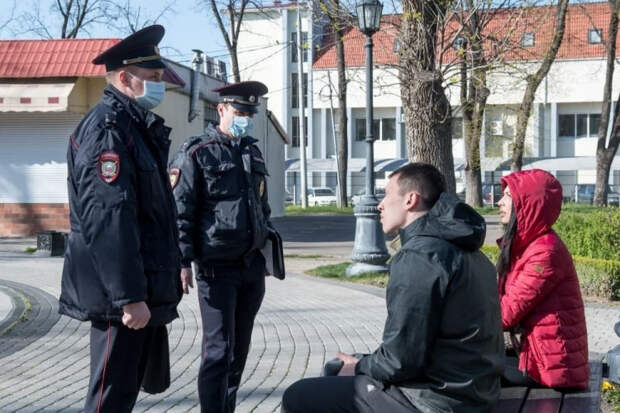 Соблюдение масочного режима в Краснодаре контролируют мобильные отряды
