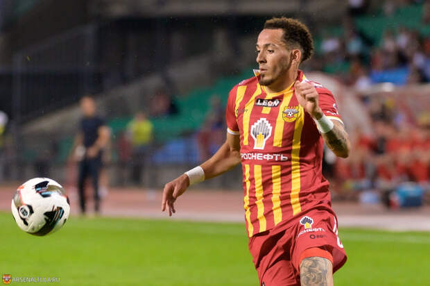 Рейес отказался возвращаться в тульский «Арсенал» после отпуска