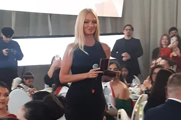 Застрявшая в Дубае Лопырева была замечена в Татарстане