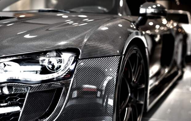 audi-r8-carbon-silver-limited.jpg