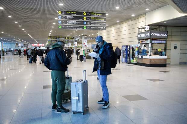 Более 100 рейсов отменили в Москве из-за атаки дронов