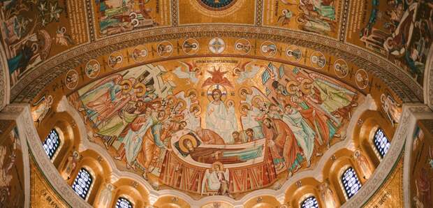 Вторая родительская суббота Великого поста: как поминают усопших и каких святых чтят в этот день