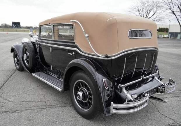 Кабриолет Mercedes-Benz 770K из музея гоночной трассы Индианаполиса