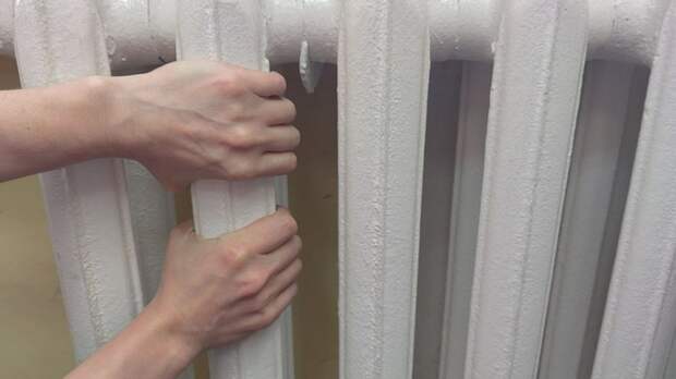 Жителям Алтая рассказали, почему дома холодно, несмотря на начавшийся отопительный сезон