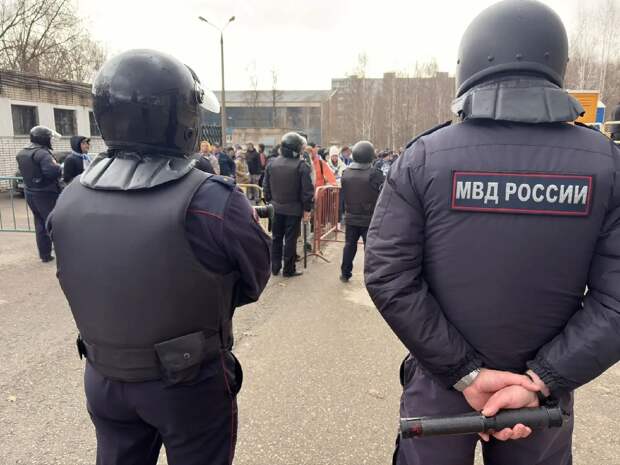 Двоих пьяных воронежцев задержали на футболе в Туле