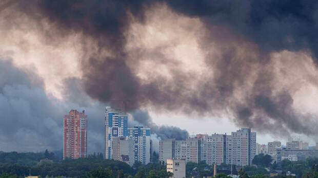 О повреждениях и пожарах в 6 районах Киева заявил Кличко