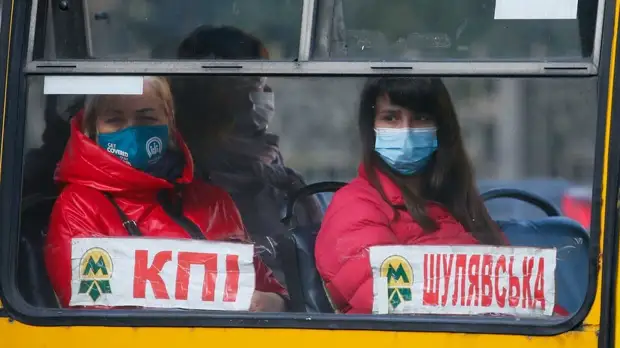 На Украине за сутки выявили более 18 тысяч случаев коронавируса