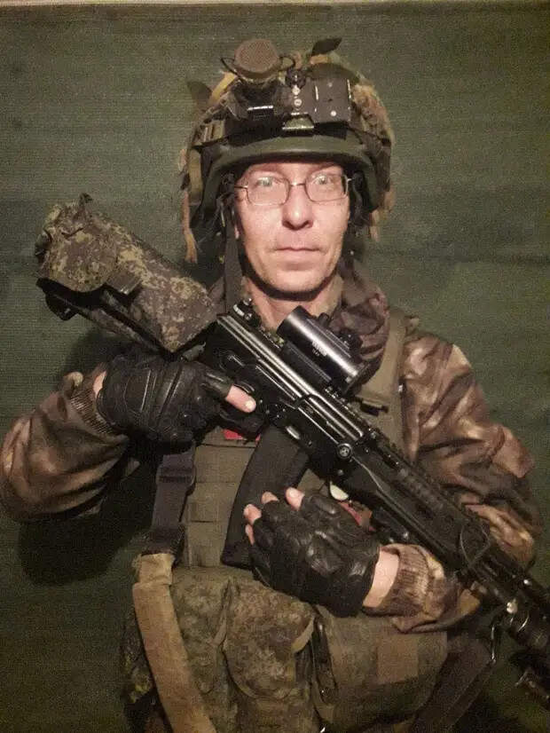 000.JPG