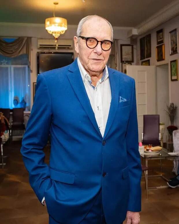 Эммануил Виторган отказывается верить собственный возраст: «Спасибо докторам»