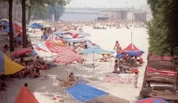 Глава Одессы опубликовал и быстро удалил пост с образом Гитлера