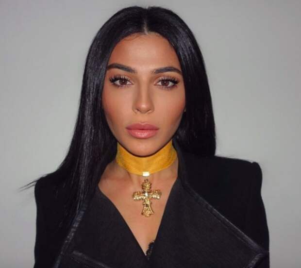 Никакой индивидуальности 10 невероятно похожих двойников Ким Кардашьян