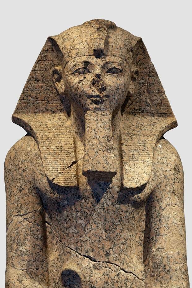 Хатшепсут: ей пришлось носить бороду, чтобы стать настоящим фараоном