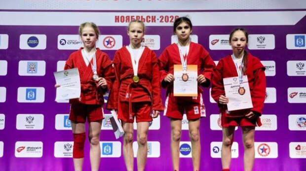 Крымские спортсмены завоевали медали на первенстве России по самбо среди юношей и девушек 14-16 лет