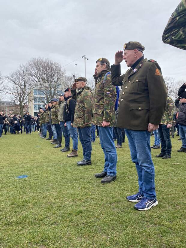 Подавление антикоронавирусных протестов в Амстердаме