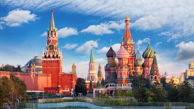 15 июня в Москве ожидается облачная погода с прояснениями, небольшой дождь