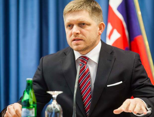 Роберт Фицо