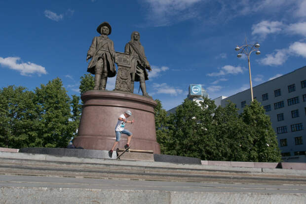 Точку в споре вокруг екатеринбургского памятника поставил Конституционный суд