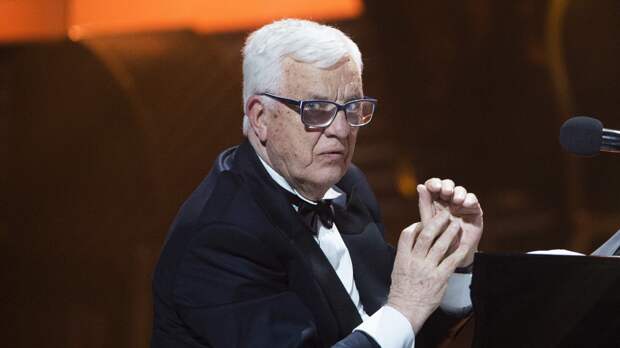 Композитор Раймонд Паулс попал в больницу