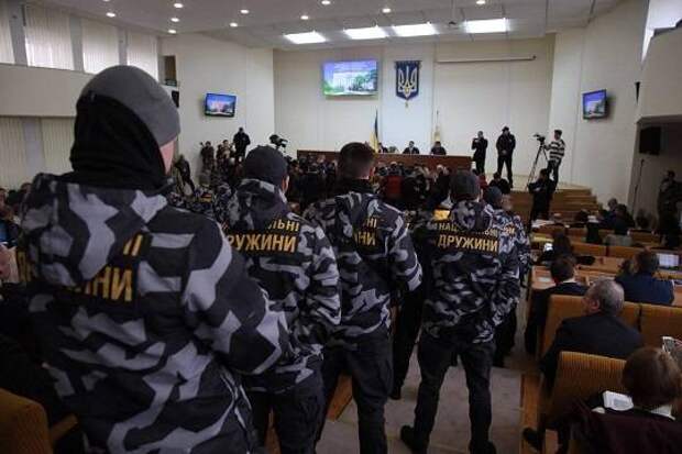Нацистский переворот в Николаеве. Киев на очереди Нацистский переворот в Николаеве. Киев на очереди