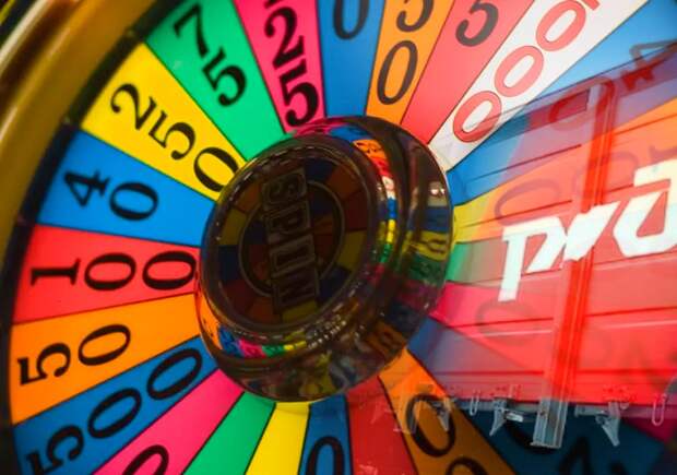 Колесо фортуны укатилось от РЖД. Ставки на автомобильные перевозки снижаются, машины переманивают грузы с железной дороги