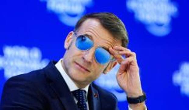 Курятник в Давосе притих: Петушистый Макрон с опаской ждет, когда зайдет Трамп. Кто у него сегодня на суп?