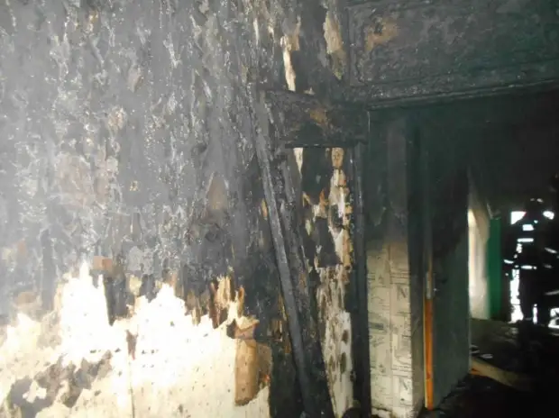 Бобруйчанин спас соседа на пожаре в многоквартирном доме.