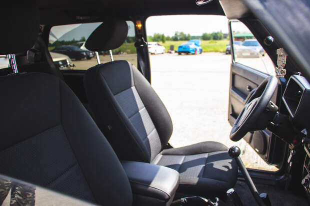 Омский Минсельхоз закупает личные авто для лучших трактористов и животноводов