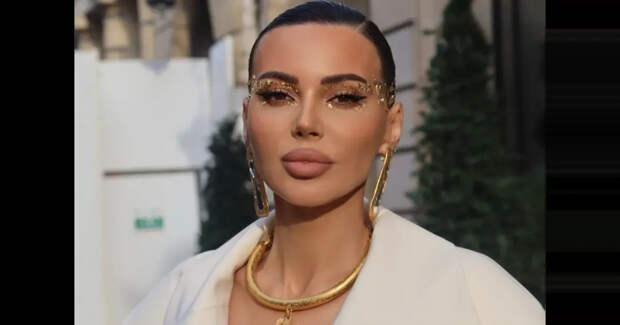 "Такие люди хотят, чтобы всё было по бартеру". Бывший стилист Оксаны Самойловой заявила, что ей не платили за работу