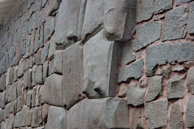 Эта и последующие фотографии взяты из группы "Путешествия и артефакты. Перу, Боливия, Мексика, Ближний Восток" в facebook