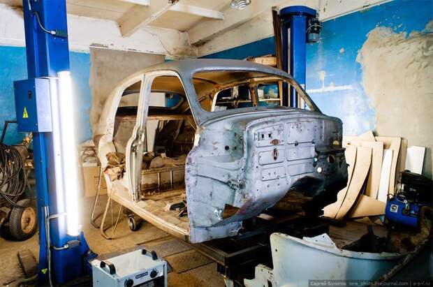 Восстановление ГАЗ-21 Победа (25 фото)