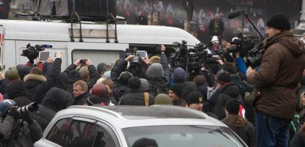 Киевляне за чистый город и против фашистов