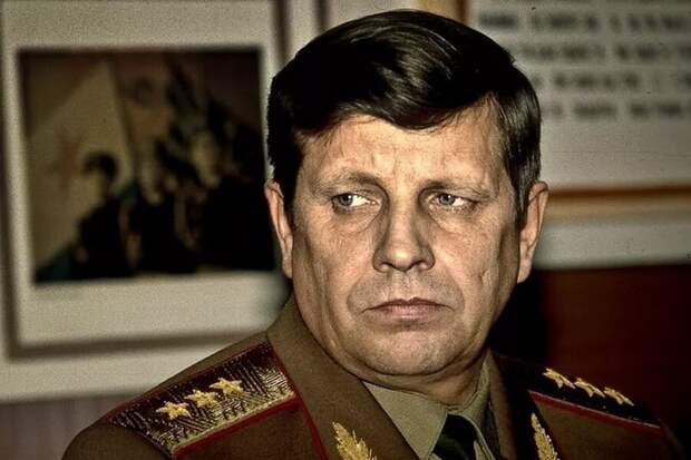 Как генерал Дубынин не дал Ельцину и Солженицыну распродать Родину