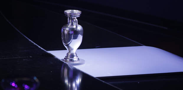 чемпионат Европы по футболу пройдет в 2021 году