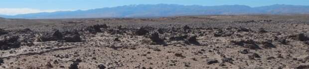 Таинственные осколки внеземного стекла разбросаны по пустыне Атакама в Чили, изображение №2