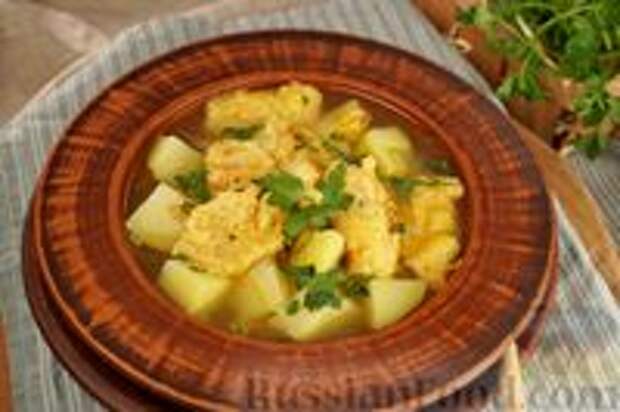 Фото к рецепту: Суп с клёцками на курином бульоне