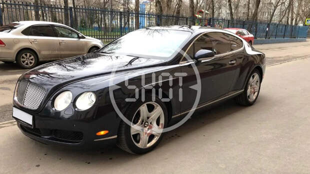 Bentley Continental GT. Такой стоит теперь около 1,3 млн. рублей. Только на этом авто Афанасьев совершил в 2022 году пятьдесят ДТП. Фото © SHOT