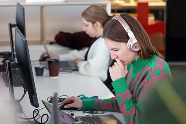 Работа будущего: ИИ плюс эмпатия – формула успеха!