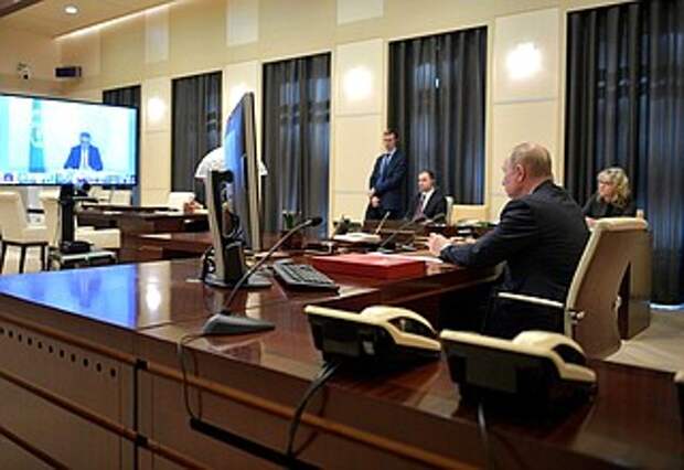Президент России принял участие в экстренном саммите «Группы двадцати» в формате видеоконференции.