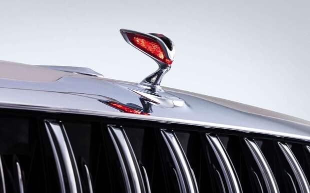 Замена Mercedes-Benz S-класса и BMW 7: роскошный седан прошел сертификацию в РФ