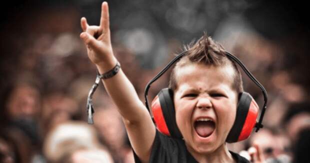 Как появился жест «коза» и что он означает