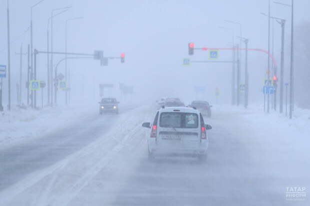 Татарстанцев вновь предупредили о возможных ограничениях на дорогах из‑за непогоды