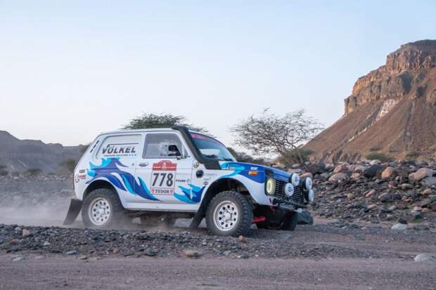 30-летняя Lada Niva приняла участие в «Дакаре-2026»