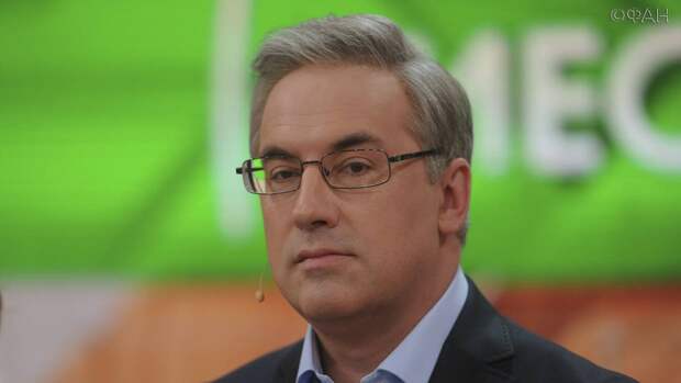 Ведущий Андрей Норкин рассмешил гостей "Места встречи" анекдотом про пчел и теленка 