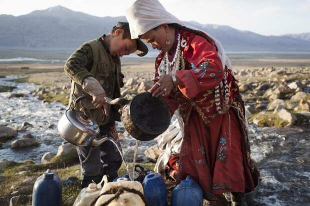 Жизнь в горах тяжела. ¦Фото: kg.mirtv.ru. Жизнь в горах тяжела. ¦Фото: kg.mirtv.ru.