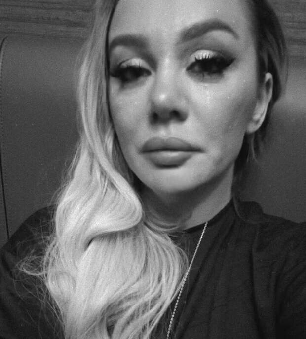 Telegram-канал "Свита короля": у Анны Седоковой начались проблемы с алкоголем